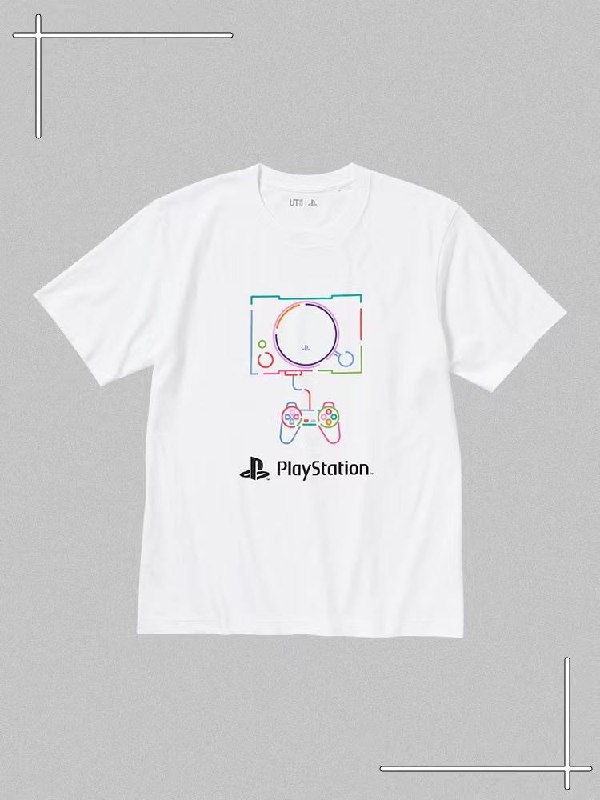 #PlayStationXUniqloPlayStation携手优衣库推出联名T恤带你启封独属PlayStation的斑斓回忆，去重新勾勒你初探游戏世界的记忆轮廓！#PlayStationXUniqloPlayStation携手优衣库推出联名T恤带你启封独属PlayStation的斑斓回忆，去重新勾勒你初探游戏世界的记忆轮廓！