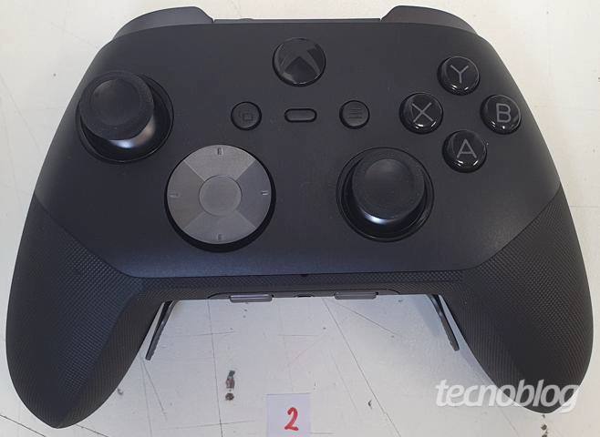 #传闻巴西国家通讯管理局泄露了微软Xbox Elite 3手柄的图片