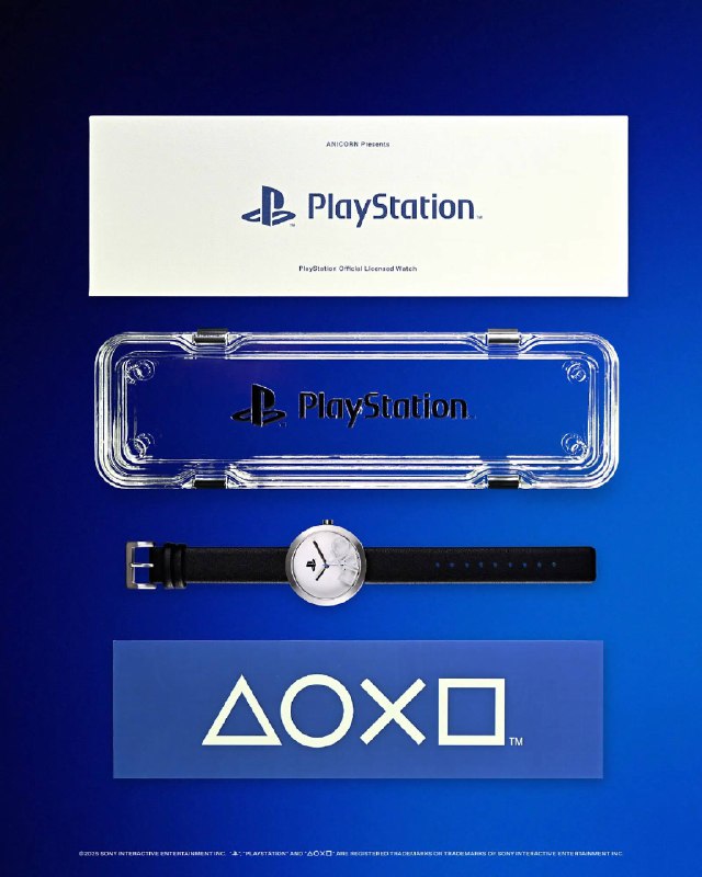 Anicorn × PlayStation 联名手表于今日开售，共推出两款设计：其中一款是以初代PlayStation为设计灵感的限定版机械表，售价780美元；另一款则是表盘上刻有PlayStation标志性符号，售价250美元