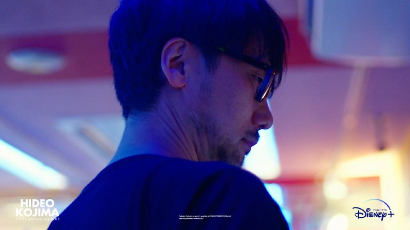 小岛秀夫纪录片《小岛秀夫：连接世界》现已上线Disney+，本片回顾了小岛秀夫从创建工作室，再到完成《死亡搁浅》创作的过程，时长1小时 ​