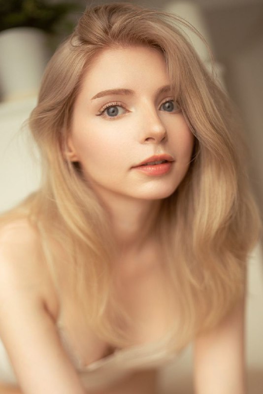 世嘉公开《如龙8》娱乐场所“交友软件”详情介绍，玩家可通过和女孩约会来提升综合能力值